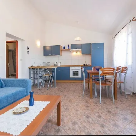 House Sole * Valbandon